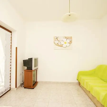 Apartment Josip *